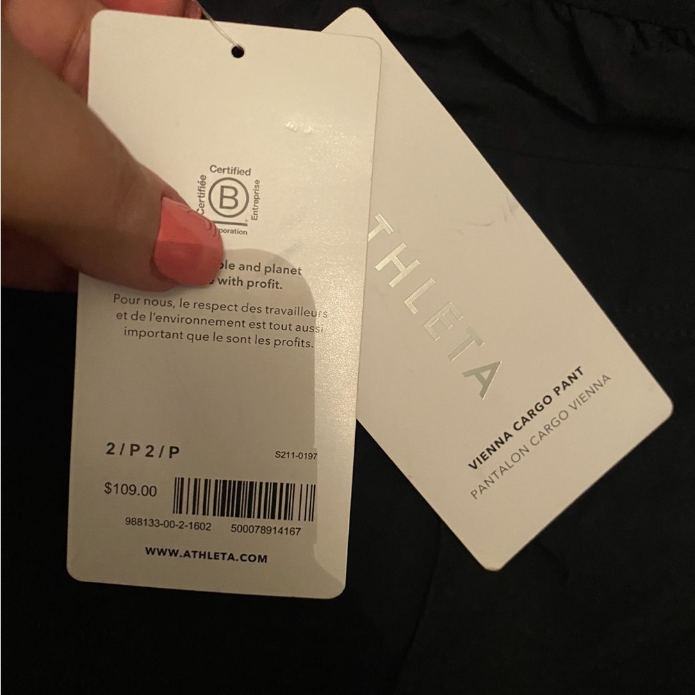 ATHLETA VIENNA CARGO PANT // Black - Picture 14 of 16